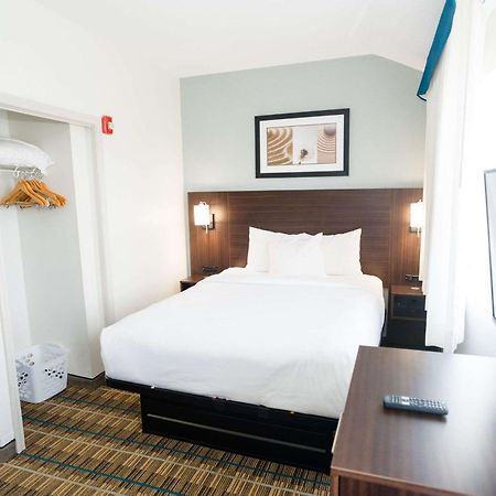 Mainstay Suites Knoxville Airport Алкоа Экстерьер фото