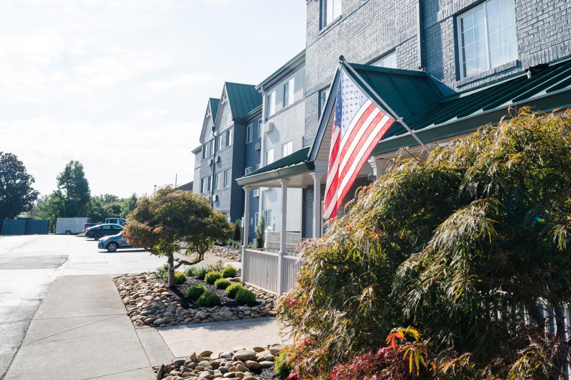 Mainstay Suites Knoxville Airport Алкоа Экстерьер фото