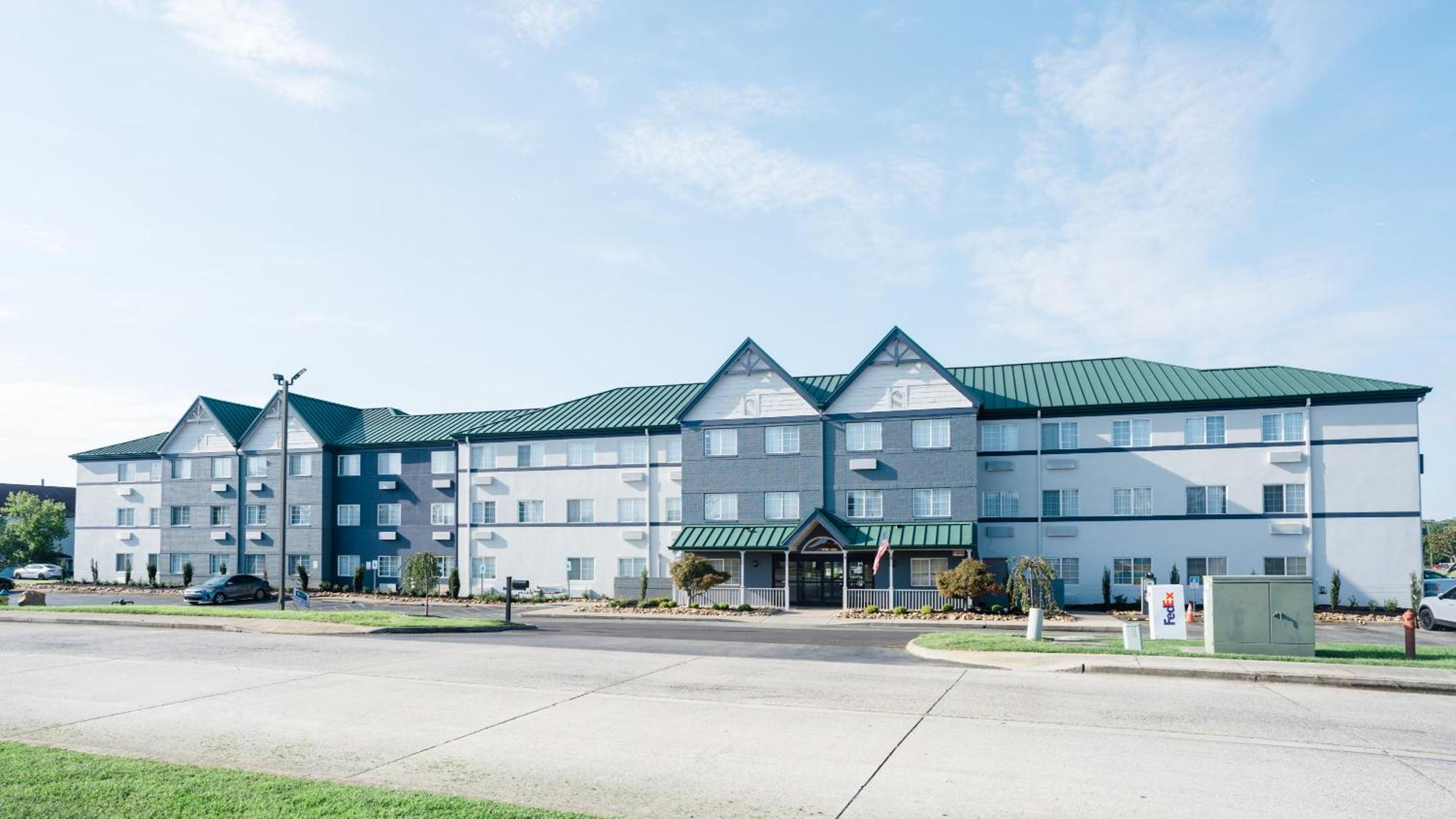 Mainstay Suites Knoxville Airport Алкоа Экстерьер фото